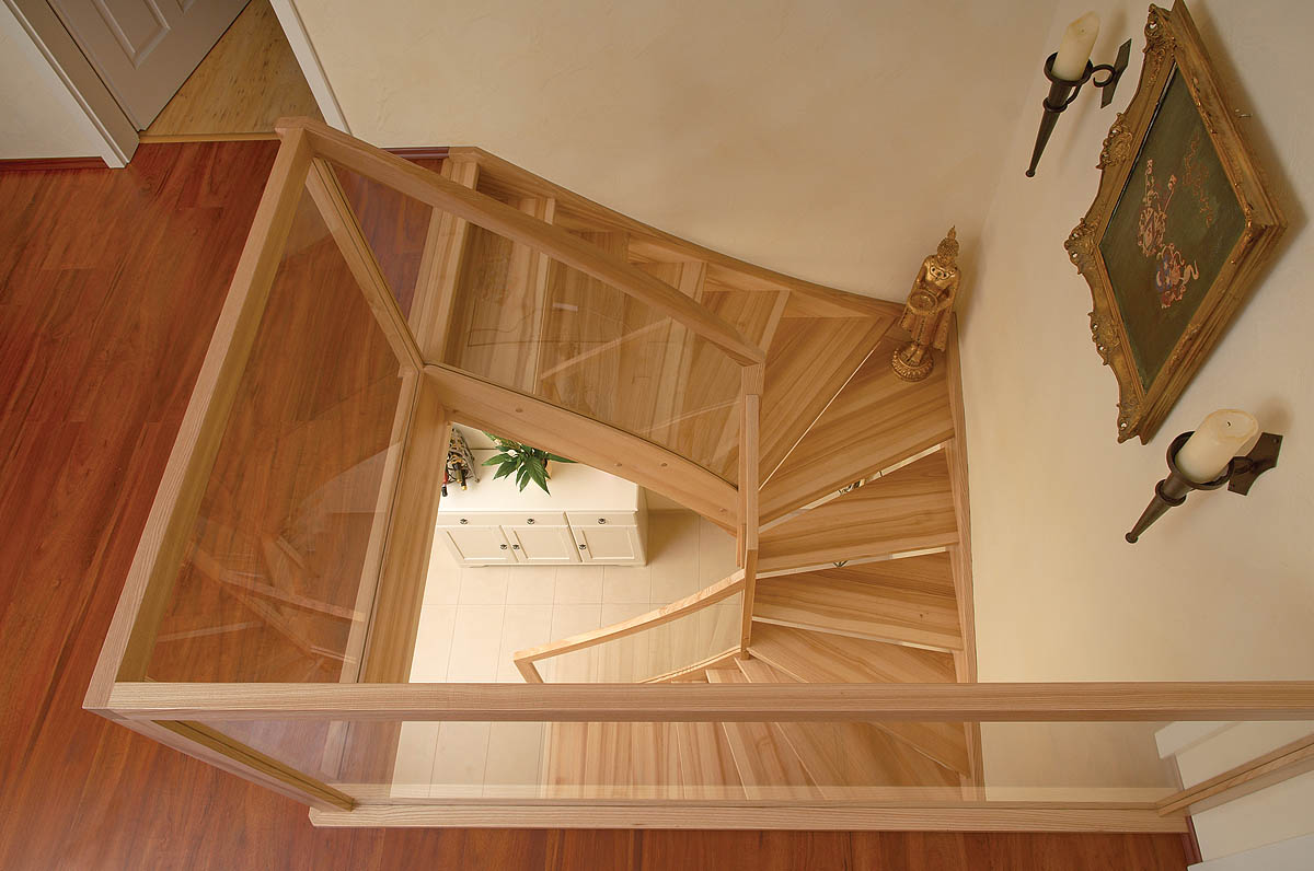 N05 Stringer stairs - Chudziński Stairs