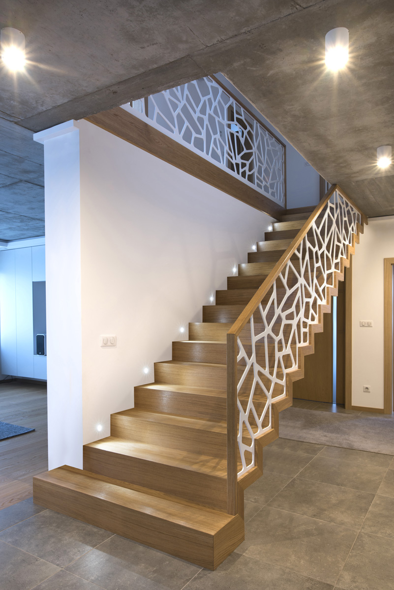 P231 Carpet stairs - Chudziński Stairs