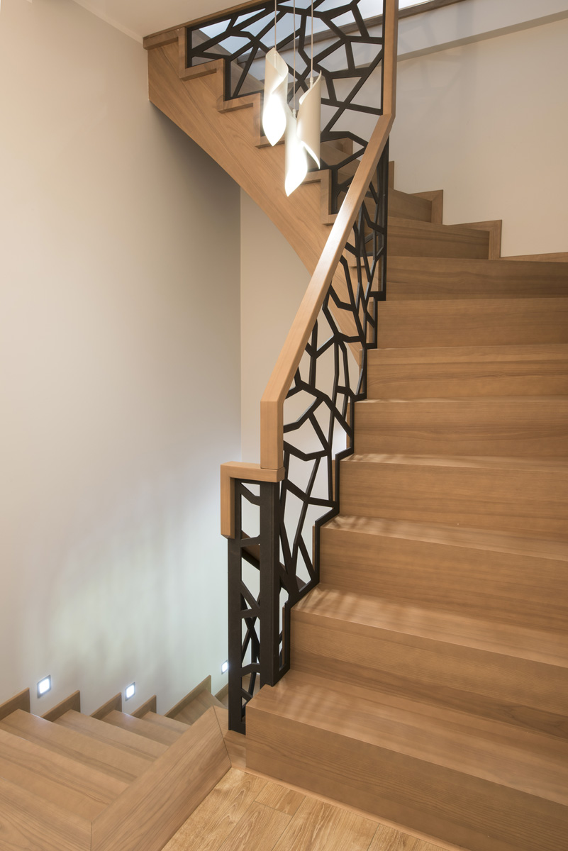 P246 Comb stairs - Chudzinski Stairs - Wooden Stairs Manufacturer